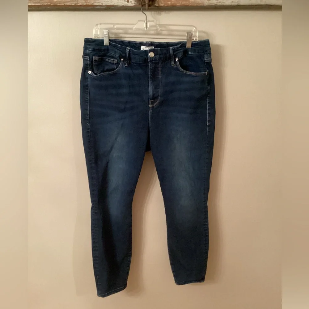 GOOD AMERICAN SIZE 16 BLUE GOOD LEGS CROP SKINNY JEANS DARK WASH - Picture 2 of 7